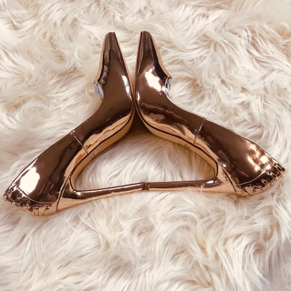 Meet your Posher, Helen - Picture 6 of 16